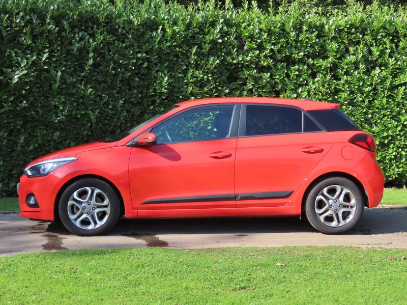 Used Hyundai i20 2018 for sale - 76064639: Photo 5