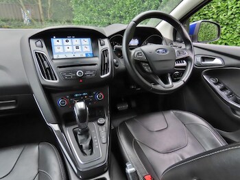 Used Ford Focus 2017 for sale - 78828276: Photo