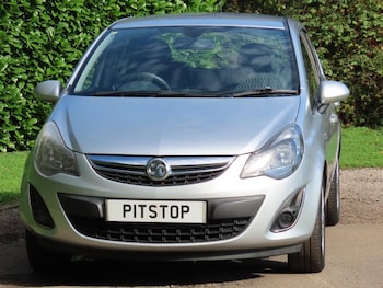 Vauxhall - Corsa