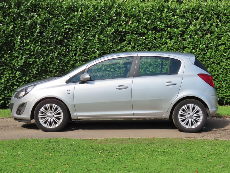 Used Vauxhall Corsa 2015 for sale - 75969499: Photo 5
