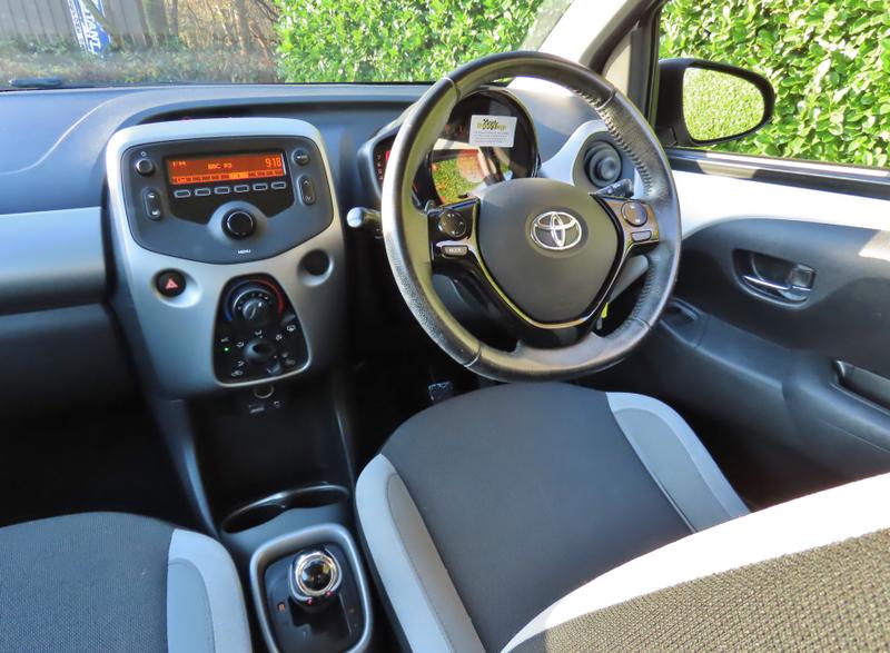 Used Toyota AYGO for sale - 76830305: Photo 3