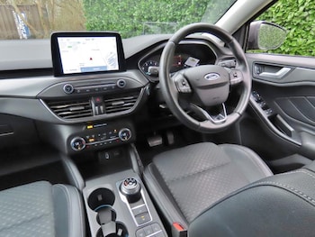 Used Ford Focus 2019 for sale - 77755024: Photo