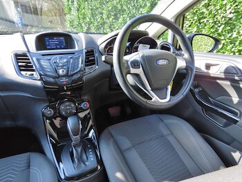 Used Ford Fiesta 2017 for sale - 77755023: Photo