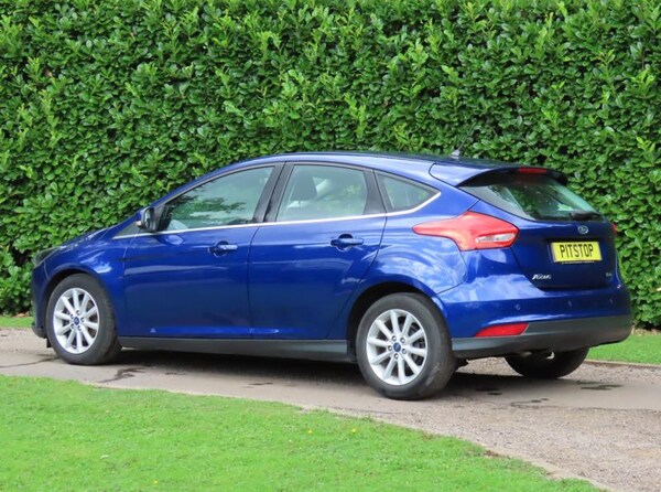 Used Ford Focus 2017 for sale - 75392115: Photo 6