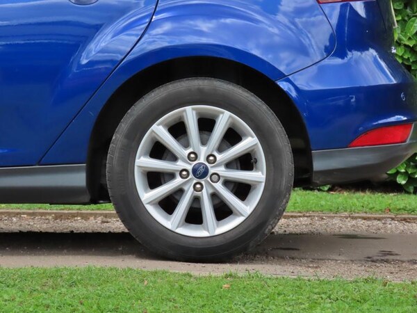 Used Ford Focus 2017 for sale - 75392115: Photo 8