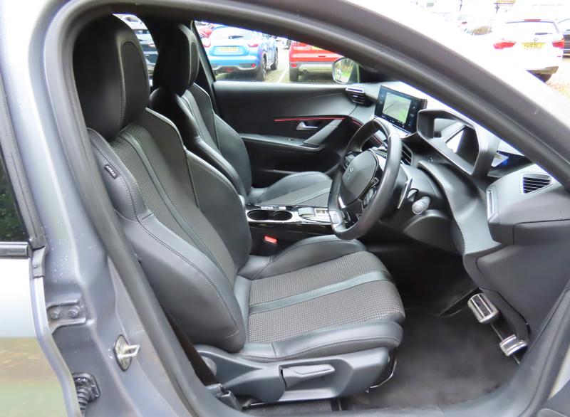 Used Peugeot 208 2023 for sale - 76434037: Photo 17