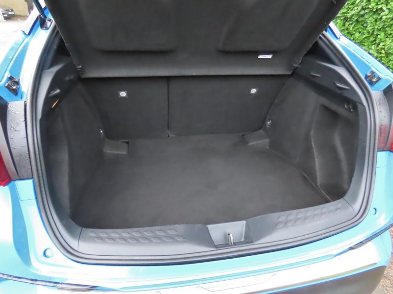 Used Toyota C-HR 2018 for sale - 77354530: Photo 12