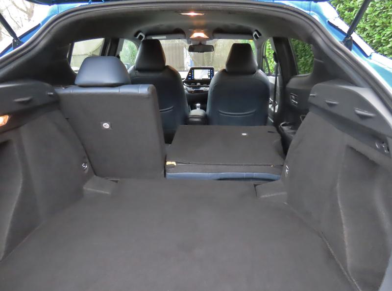 Used Toyota C-HR 2018 for sale - 77354530: Photo 14