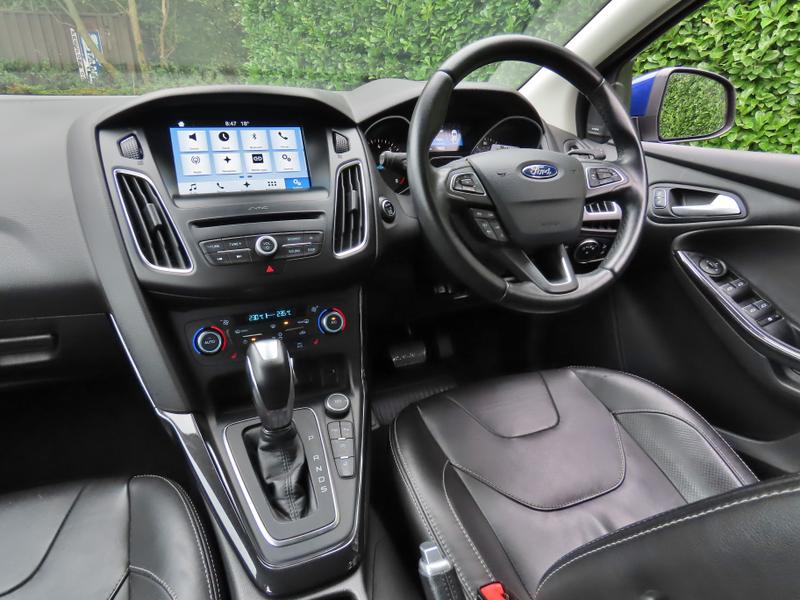 Used Ford Focus 2017 for sale - 75972909: Photo 3
