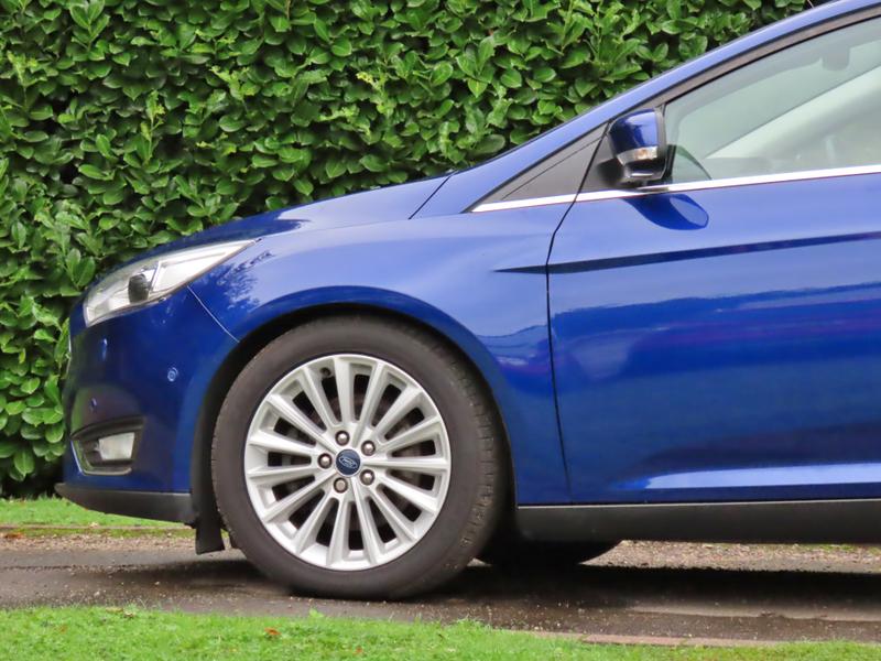 Used Ford Focus 2017 for sale - 75972909: Photo 9