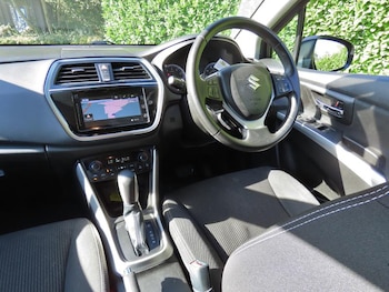 Used Suzuki SX4 S-Cross 2017 for sale - 75898018: Photo