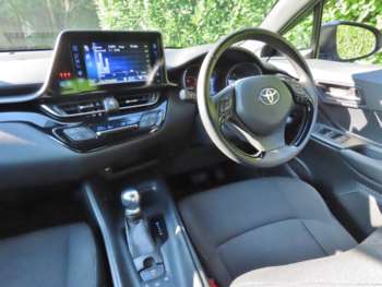 Used Toyota C-HR 2018 for sale - 72526360: Photo