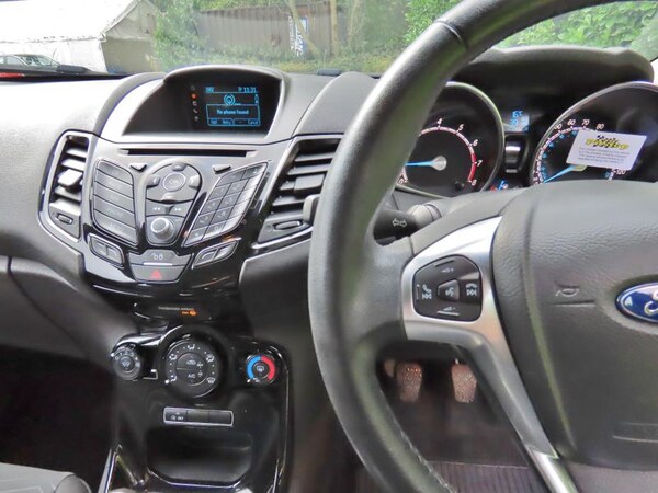 Used Ford Fiesta 2015 for sale - 76114659: Photo 18