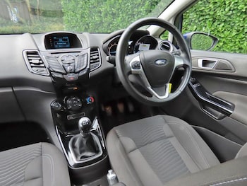 Used Ford Fiesta 2015 for sale - 76114659: Photo 3