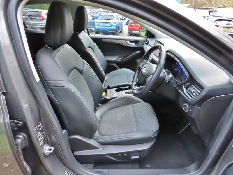 Used Ford Focus 2021 for sale - 76514312: Photo 17
