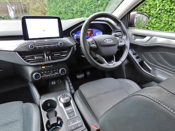 Used Ford Focus 2021 for sale - 76514312: Photo