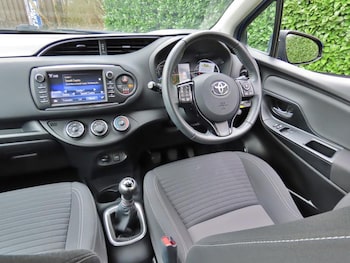 Used Toyota Yaris 2018 for sale - 77791532: Photo