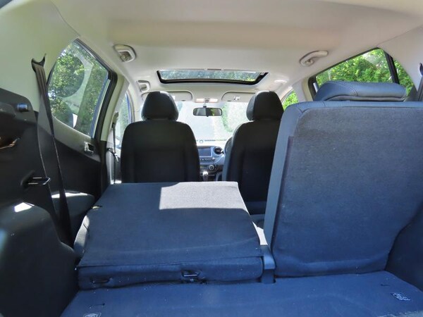 Used Hyundai i10 2018 for sale - 76184542: Photo 14