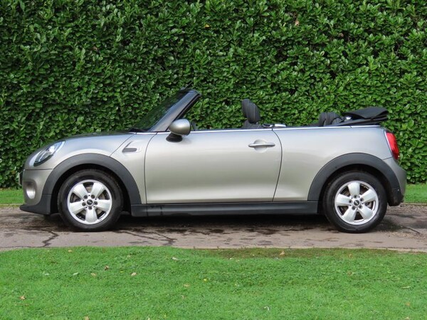 Used MINI Convertible 2019 for sale - 76196459: Photo 5