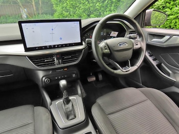Used Ford Focus 2023 for sale - 78736740: Photo