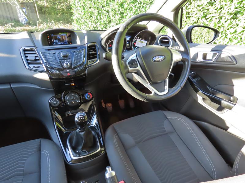 Used Ford Fiesta 2013 for sale - 76302694: Photo 3