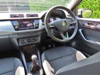 Used Skoda Fabia 2020 for sale - 74747999: Photo