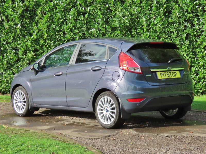 Used Ford Fiesta 2014 for sale - 76302749: Photo 6
