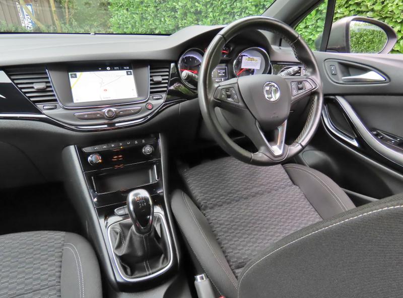 Used Vauxhall Astra 2019 for sale - 76146608: Photo 3