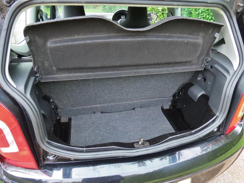 Used Volkswagen up! 2014 for sale - 76139610: Photo 12