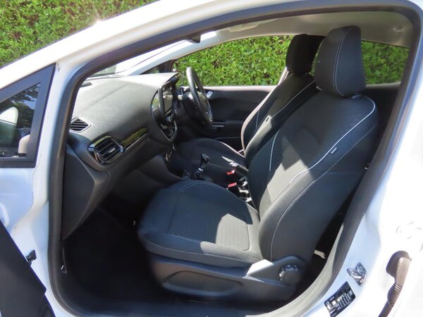 Used Ford Fiesta 2018 for sale - 74602544: Photo 15