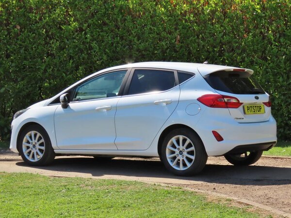 Used Ford Fiesta 2018 for sale - 74602544: Photo 6