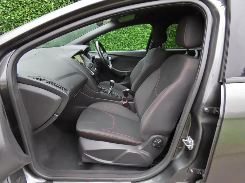 Used Ford Focus 2018 for sale - 77653722: Photo 15