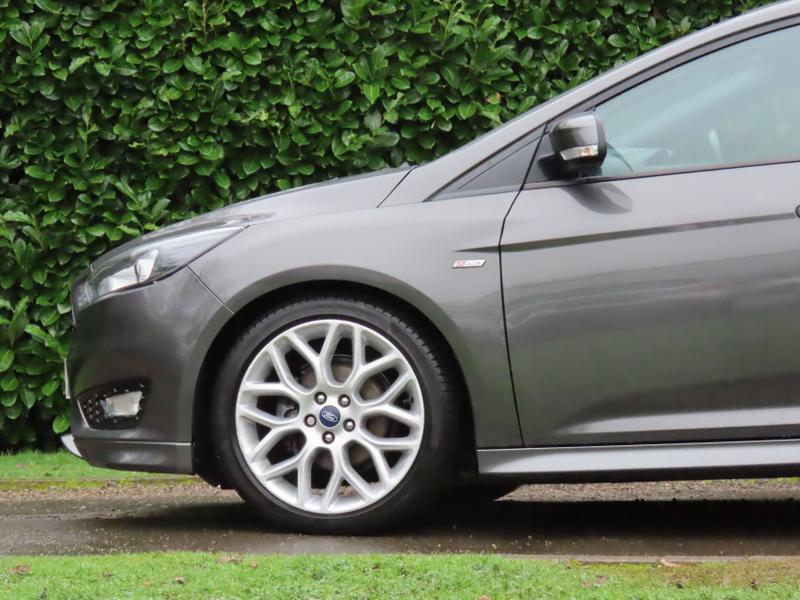 Used Ford Focus 2018 for sale - 77653722: Photo 9