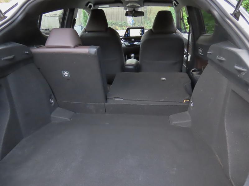 Used Toyota C-HR 2017 for sale - 76603392: Photo 14