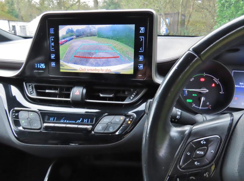 Used Toyota C-HR 2017 for sale - 76603392: Photo 18