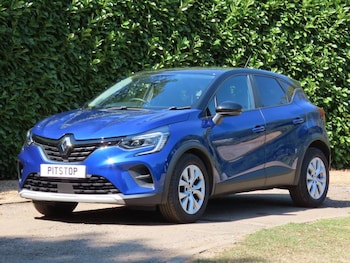 Used Renault Captur 2021 for sale - 79491860: Photo