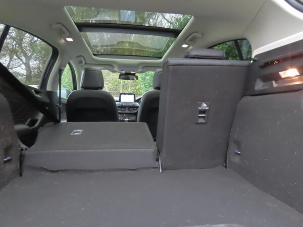 Used Ford Focus 2019 for sale - 74946889: Photo 14