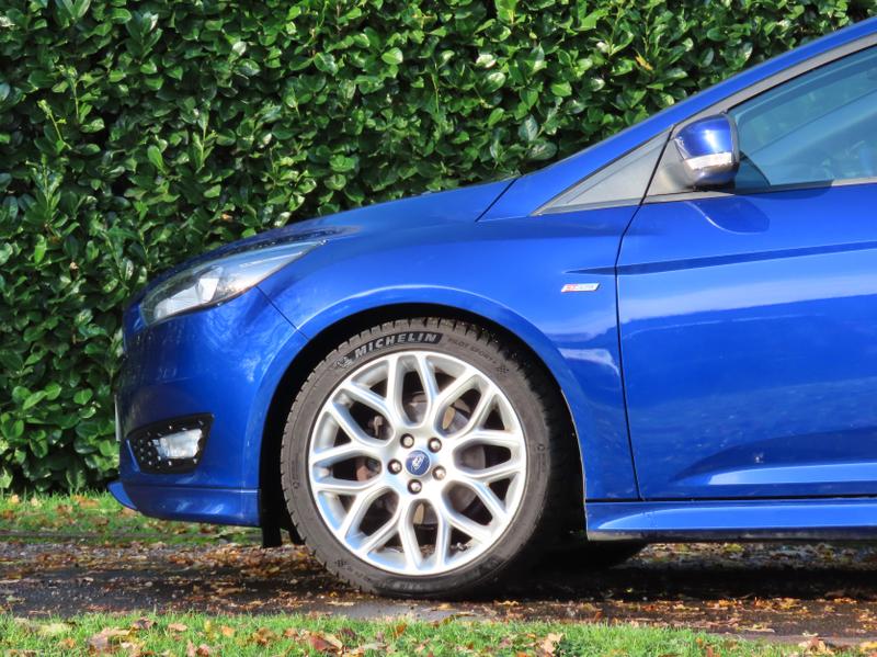 Used Ford Focus 2017 for sale - 76803311: Photo 9