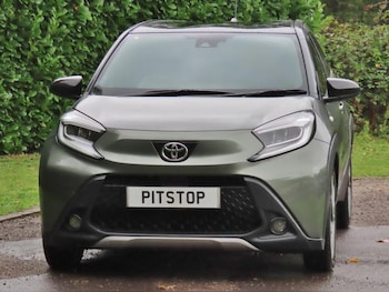 2022 - 1.0 VVT-i Exclusive Hatchback 5dr Petrol Manual Euro 6 (s/s) (72 ps) Manual