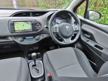 Used Toyota Yaris 2016 for sale - 73562059: Photo
