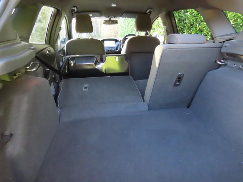 Used Ford Focus 2017 for sale - 76866946: Photo 14