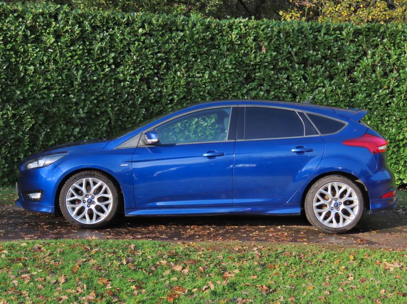 Used Ford Focus 2017 for sale - 76866946: Photo 5