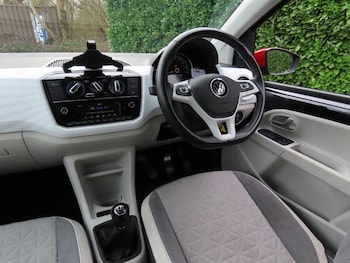 Used Volkswagen up! 2023 for sale - 77529171: Photo