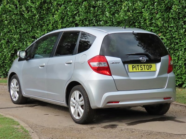 Used Honda Jazz 2014 for sale - 75705688: Photo 6