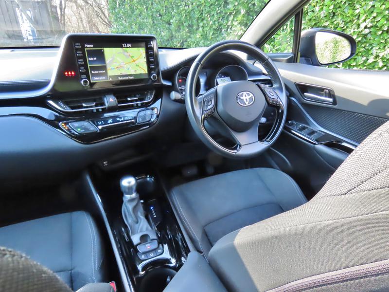 Used Toyota C-HR 2020 for sale - 77042473: Photo 3