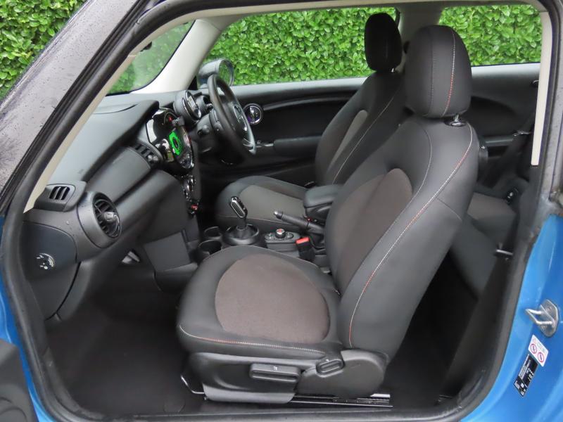 Used MINI Hatch 2018 for sale - 77381604: Photo 15