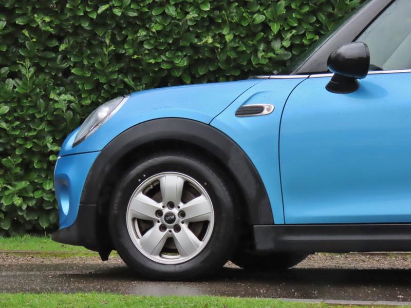 Used MINI Hatch 2018 for sale - 77381604: Photo 9