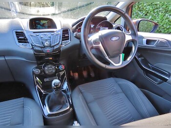 Used Ford Fiesta 2015 for sale - 77934964: Photo