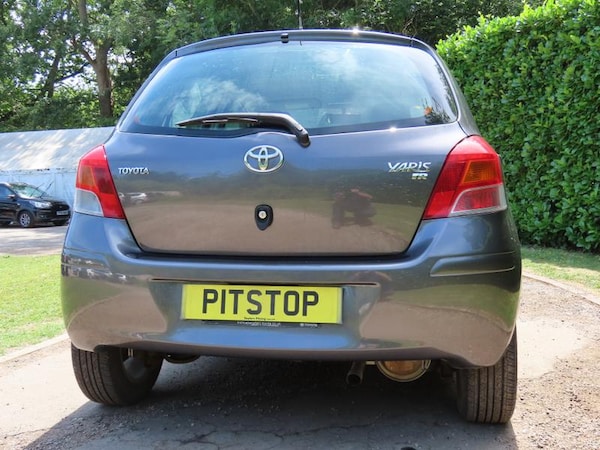 Used Toyota Yaris 2009 for sale - 75113330: Photo 11