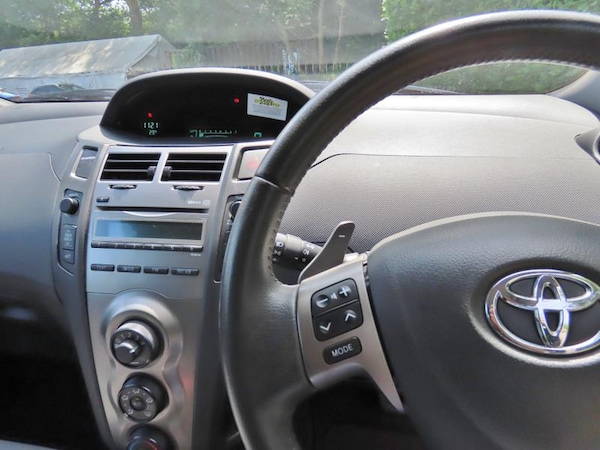 Used Toyota Yaris 2009 for sale - 75113330: Photo 16